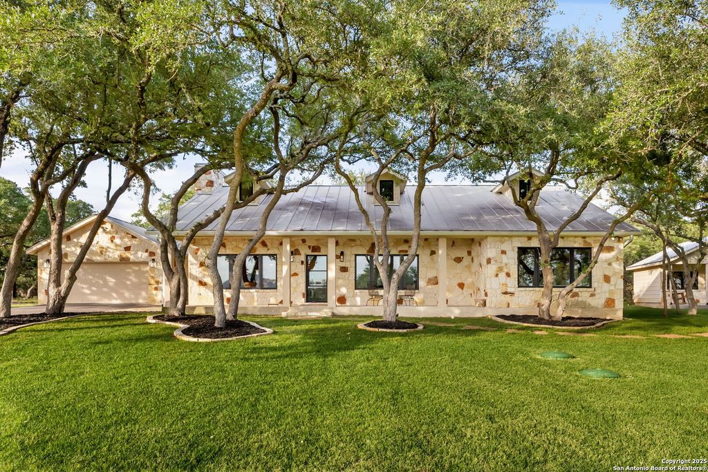 29720 Twin Creeks, Bulverde, TX 78163
