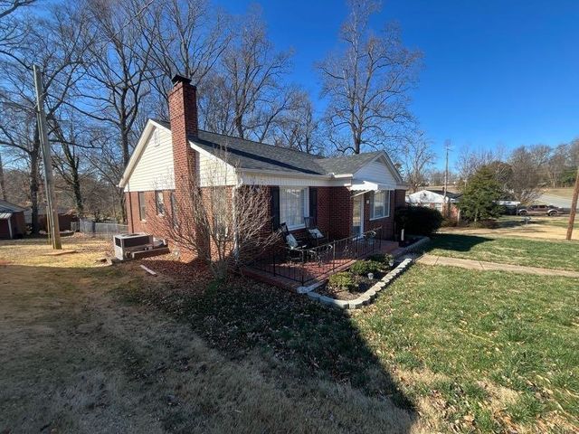 203 W Oneal St, Gaffney, SC 29340