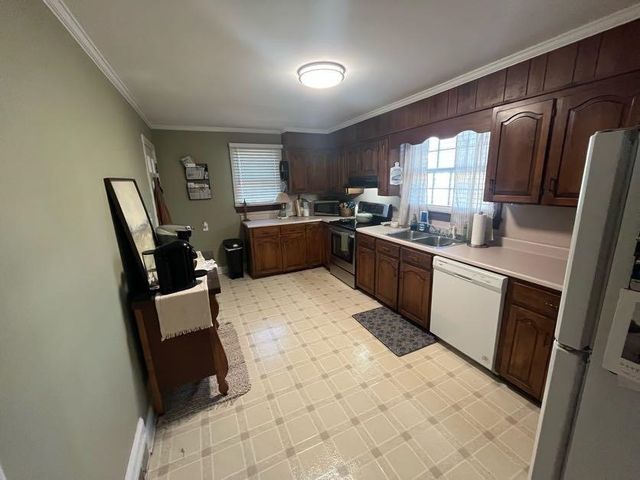 203 W Oneal St, Gaffney, SC 29340