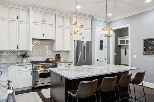 607 Garfield St, Nashville, TN 37208