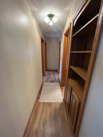 4 Westview Court, Saginaw, MI 48602