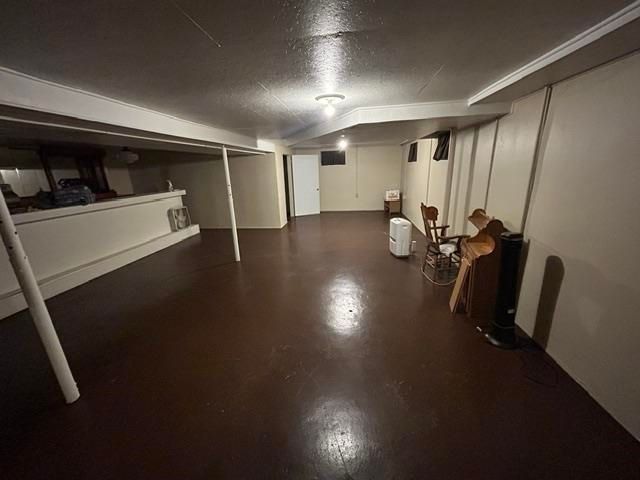 4 Westview Court, Saginaw, MI 48602