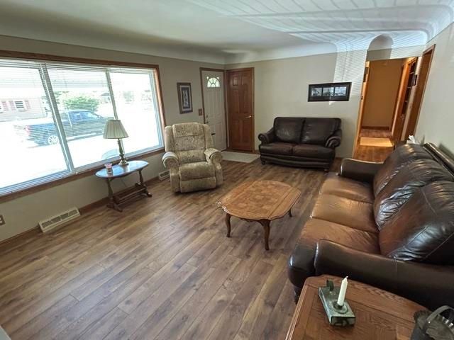 4 Westview Court, Saginaw, MI 48602
