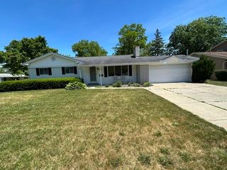 4 Westview Court, Saginaw, MI 48602