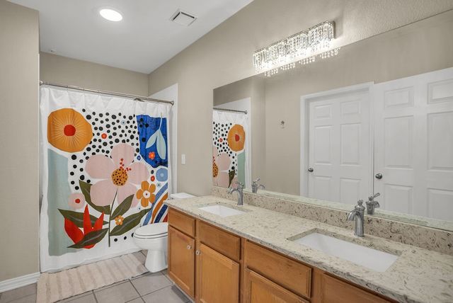 2305 Worthington Street 308, Dallas, TX 75204