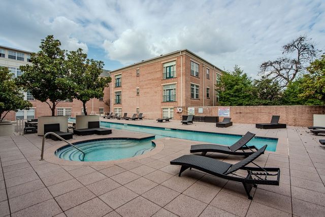2305 Worthington Street 308, Dallas, TX 75204