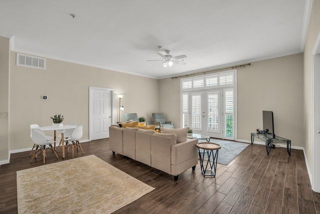 2305 Worthington Street 308, Dallas, TX 75204