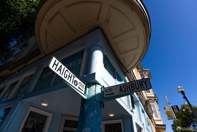 1160 Clayton Street 1, San Francisco, CA 94117