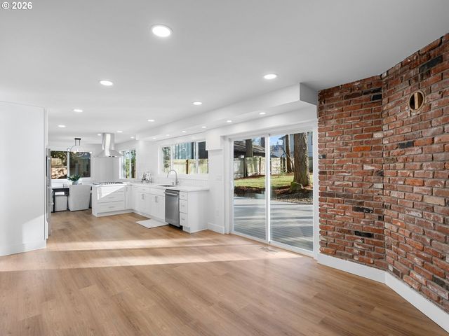 20270 Sw JAYLEE St, Beaverton, OR 97078