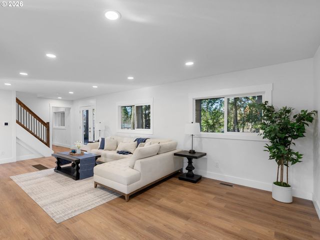 20270 Sw JAYLEE St, Beaverton, OR 97078