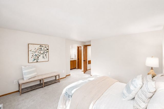 15011 3rd Lane NE, Duvall, WA 98019