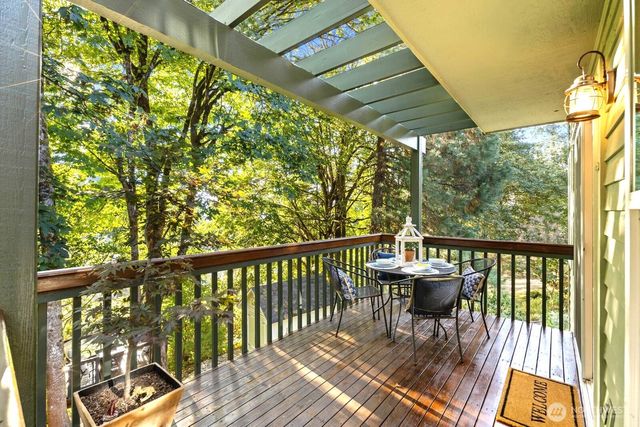 15011 3rd Lane NE, Duvall, WA 98019