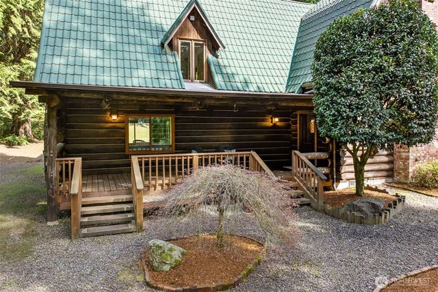 18020 214th Avenue NE, Woodinville, WA 98077