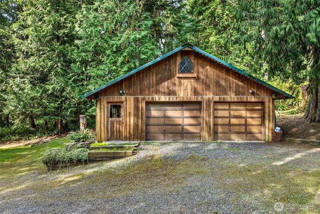 18020 214th Avenue NE, Woodinville, WA 98077
