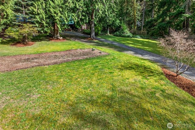 18020 214th Avenue NE, Woodinville, WA 98077