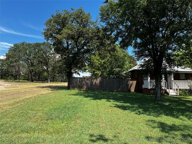 7134 Enos, Kingston, OK 73439