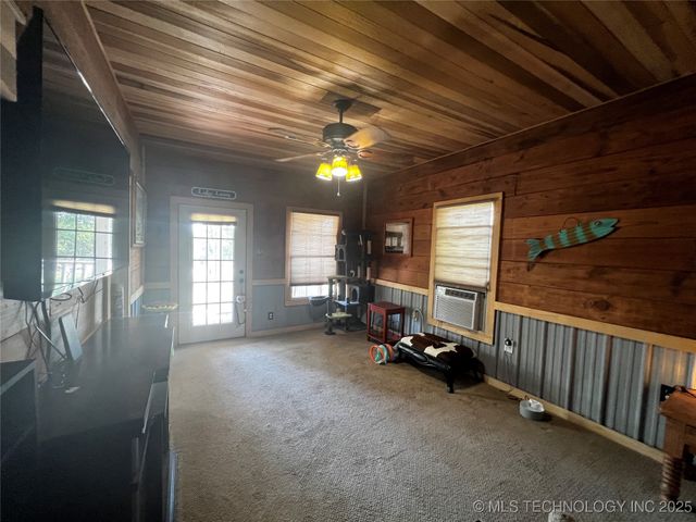 7134 Enos, Kingston, OK 73439