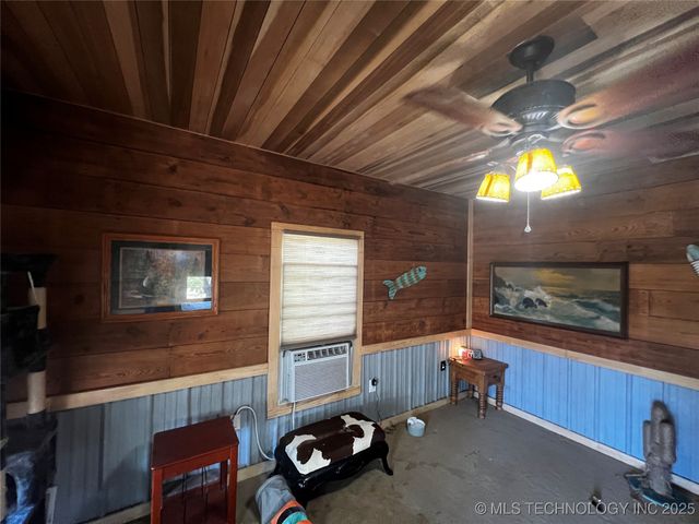 7134 Enos, Kingston, OK 73439