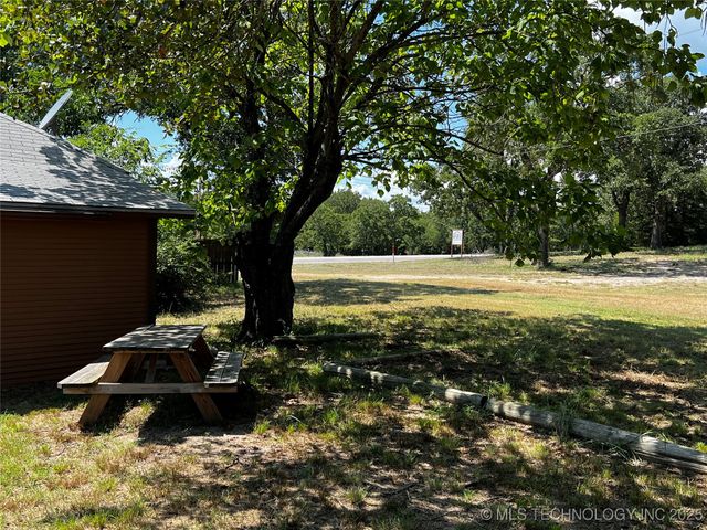 7134 Enos, Kingston, OK 73439