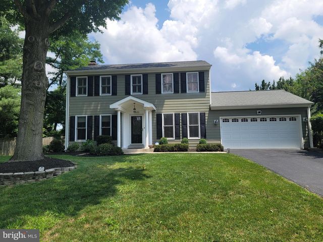 2600 SESKEY GLEN CT, Herndon, VA 20171