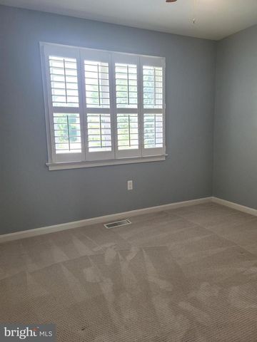 2600 SESKEY GLEN CT, Herndon, VA 20171