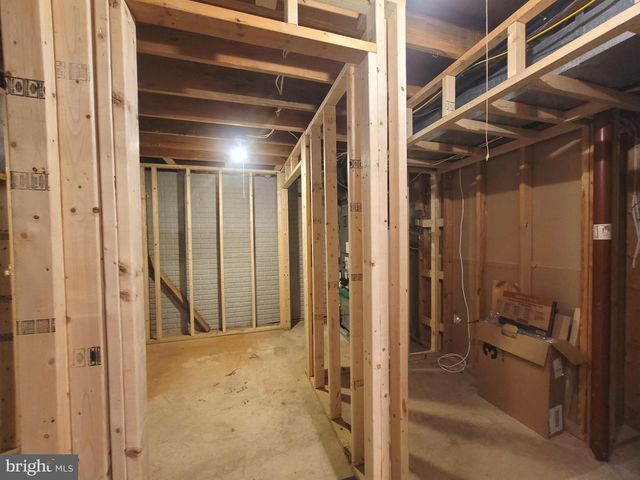 2600 SESKEY GLEN CT, Herndon, VA 20171