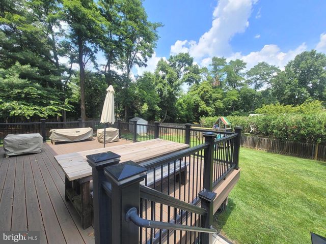 2600 SESKEY GLEN CT, Herndon, VA 20171