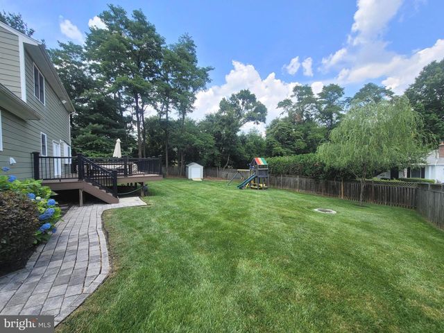 2600 SESKEY GLEN CT, Herndon, VA 20171