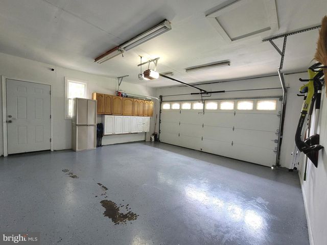 2600 SESKEY GLEN CT, Herndon, VA 20171