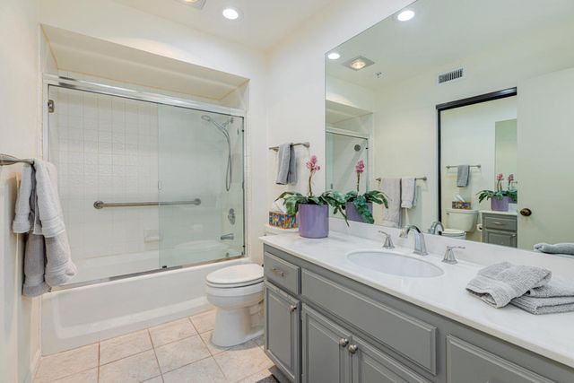 605 E Amado Road 610, Palm Springs, CA 92262