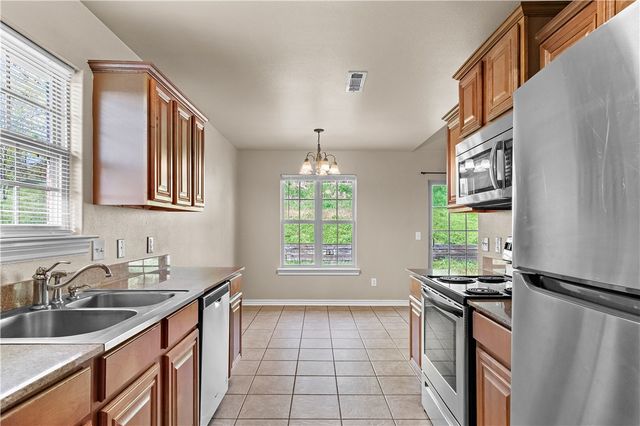 1041 Sara Beth Street, Elkins, AR 72727