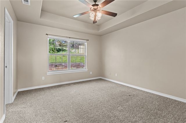 1041 Sara Beth Street, Elkins, AR 72727