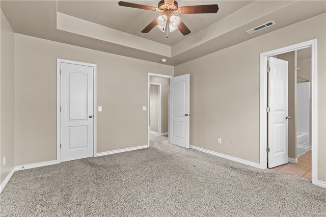 1041 Sara Beth Street, Elkins, AR 72727
