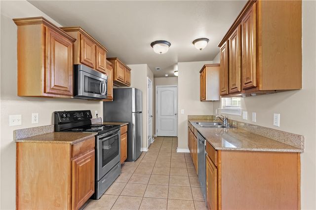 1041 Sara Beth Street, Elkins, AR 72727