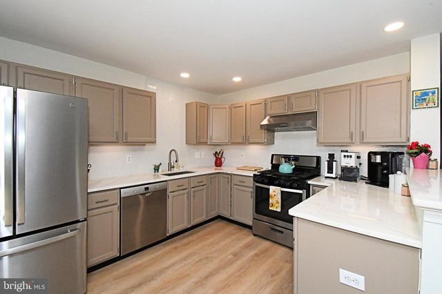 304 PIMLICO WAY, North Wales, PA 19454
