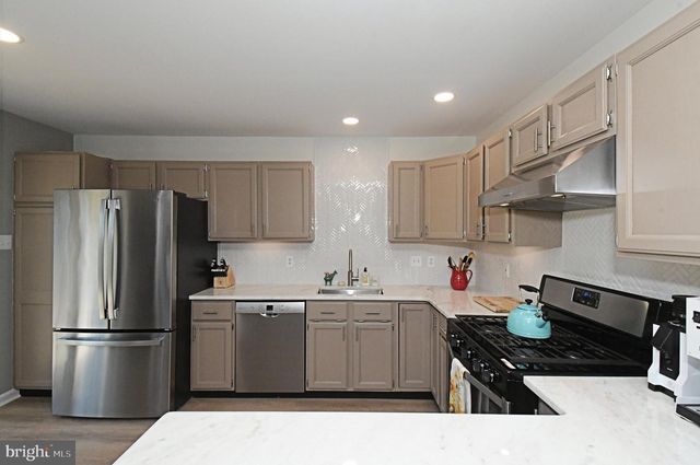 304 PIMLICO WAY, North Wales, PA 19454
