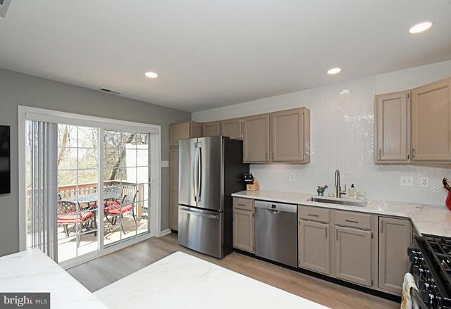304 PIMLICO WAY, North Wales, PA 19454