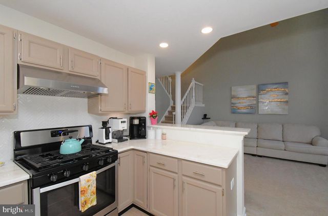 304 PIMLICO WAY, North Wales, PA 19454