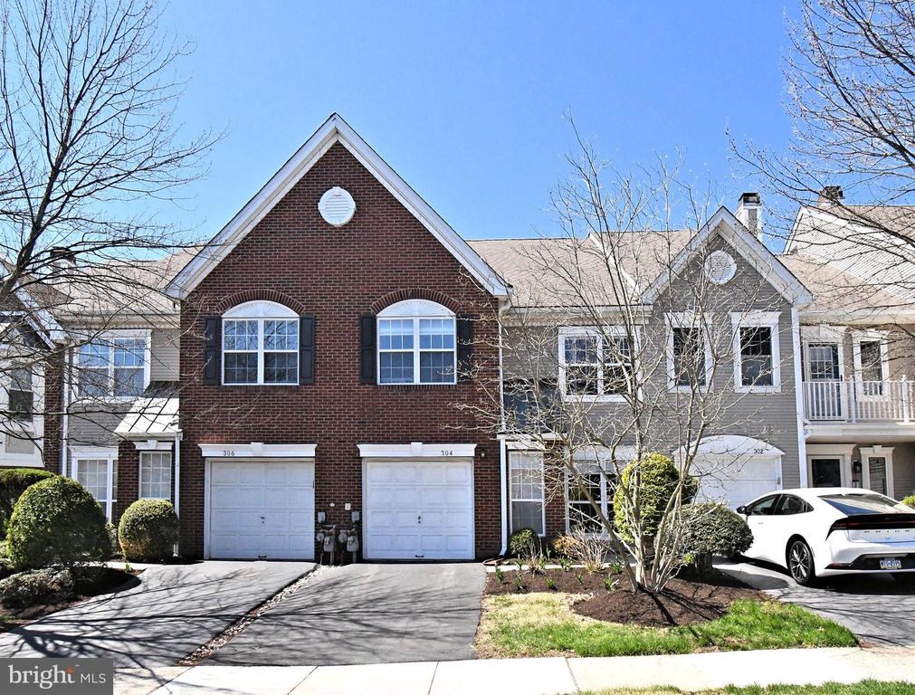 304 PIMLICO WAY, North Wales, PA 19454