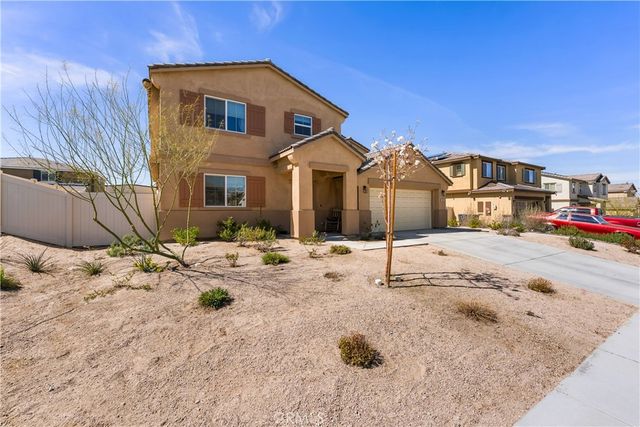 38235 Etienne, Palmdale, CA 93552