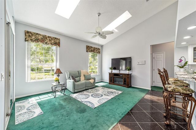 19811 SW 95TH STREET, Dunnellon, FL 34432