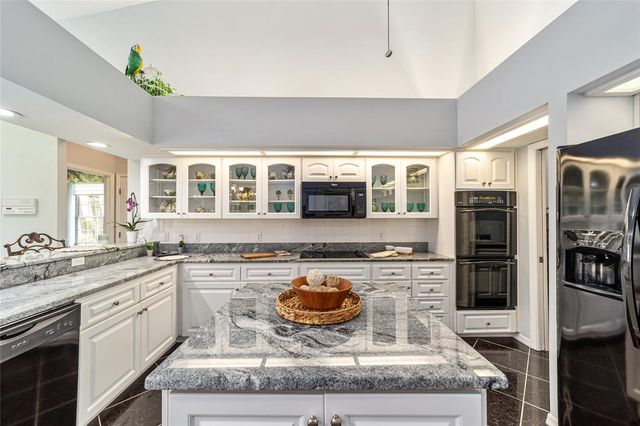 19811 SW 95TH STREET, Dunnellon, FL 34432