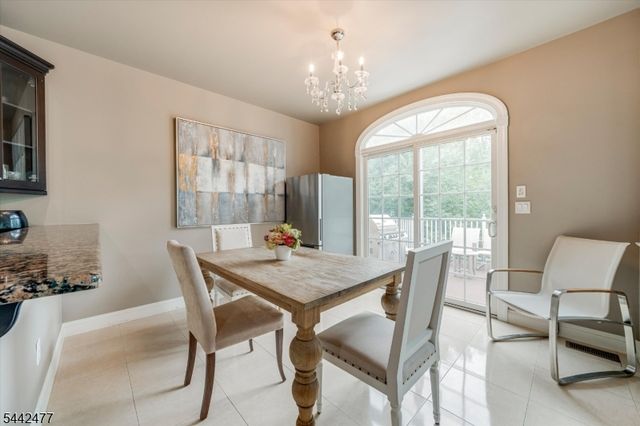 21 Whitbay Dr, West Orange Twp., NJ 07052