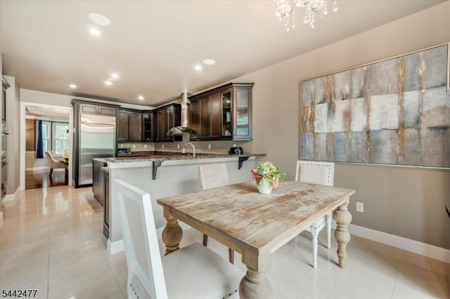 21 Whitbay Dr, West Orange Twp., NJ 07052