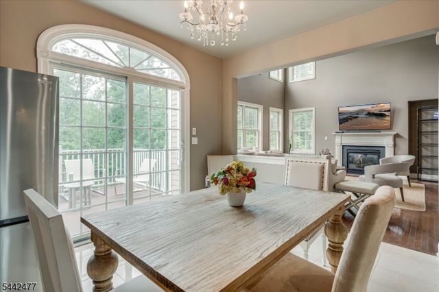 21 Whitbay Dr, West Orange Twp., NJ 07052