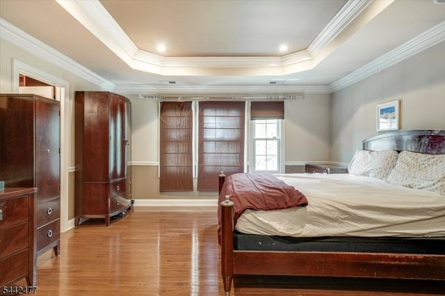 21 Whitbay Dr, West Orange Twp., NJ 07052