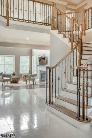 21 Whitbay Dr, West Orange Twp., NJ 07052