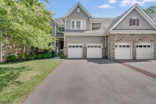21 Whitbay Dr, West Orange Twp., NJ 07052