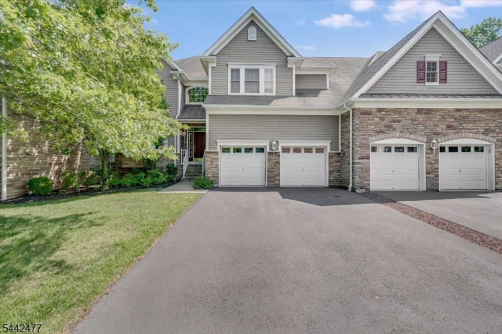 21 Whitbay Dr, West Orange Twp., NJ 07052