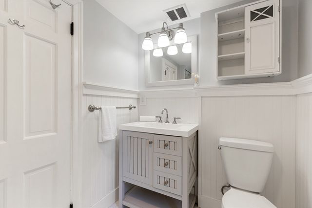 12 Powder House Rd Ext, Medford, MA 02155